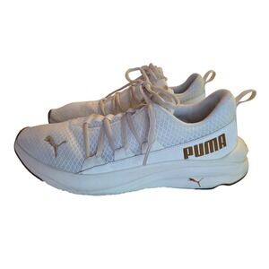 PUMA SoftRide Sneakers Women's 9.5 Clean Girl Athleisure Walking Shoes